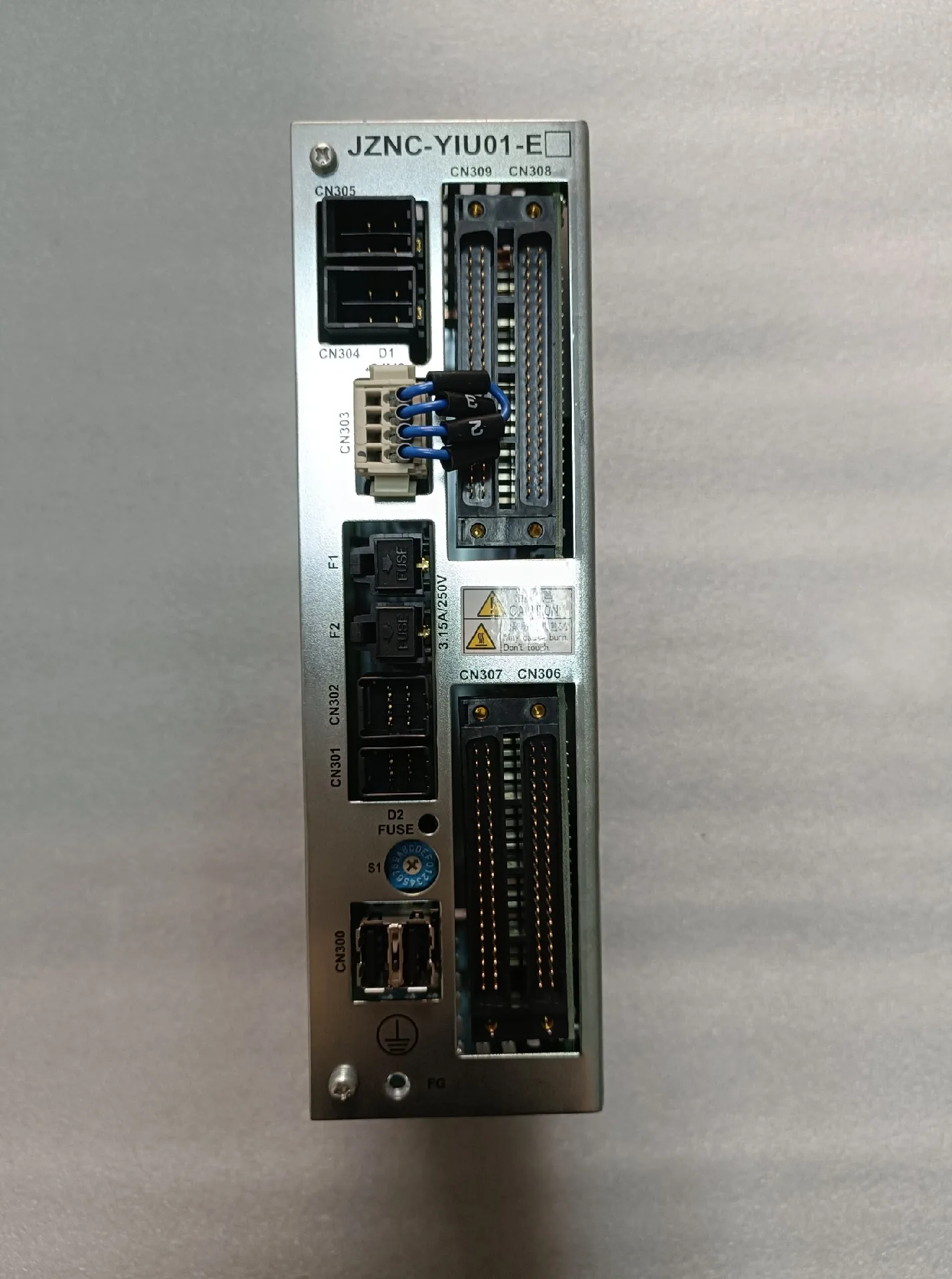 

Оригинальные аксессуары для роботов JZNC-YIU01-E для YASKAWA