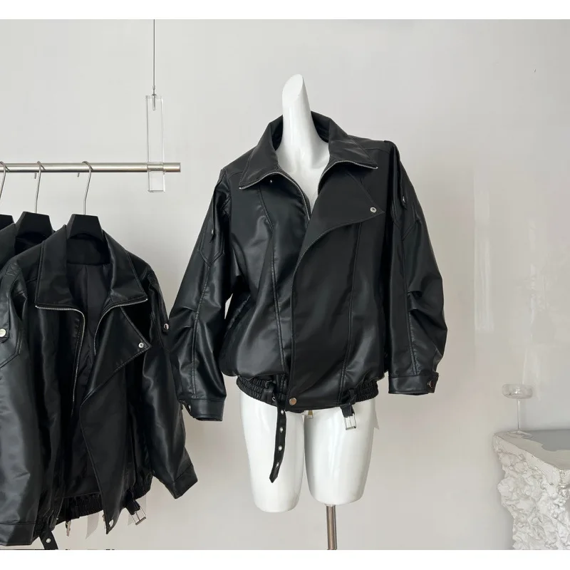 سترة جلدية سوداء للنساء لخريف 2025، نمط رائع جديد فريد من نوعه، سترة من قماش الدنيم ذات مظهر جيد للغاية #6