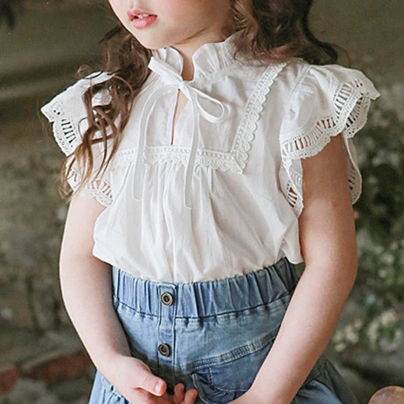 

2025 Summer Style Girls' Thin Cotton Western Style Ear Ear Collar Embroidered Lace Shirt T-shirt