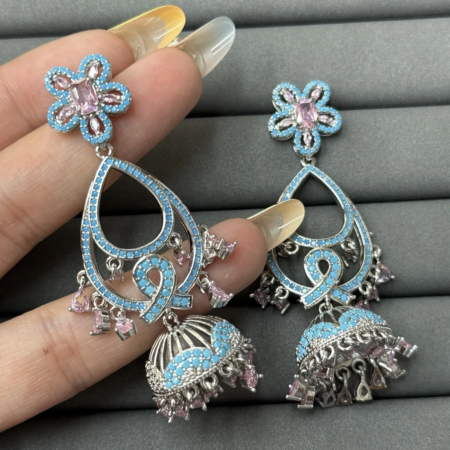 Women Retro Ethnic Wind‑Chime Shape Earrings Inlaid Zircon Flower, Full Paved Sparkling Dangle Earrings Party Jewelry Gift