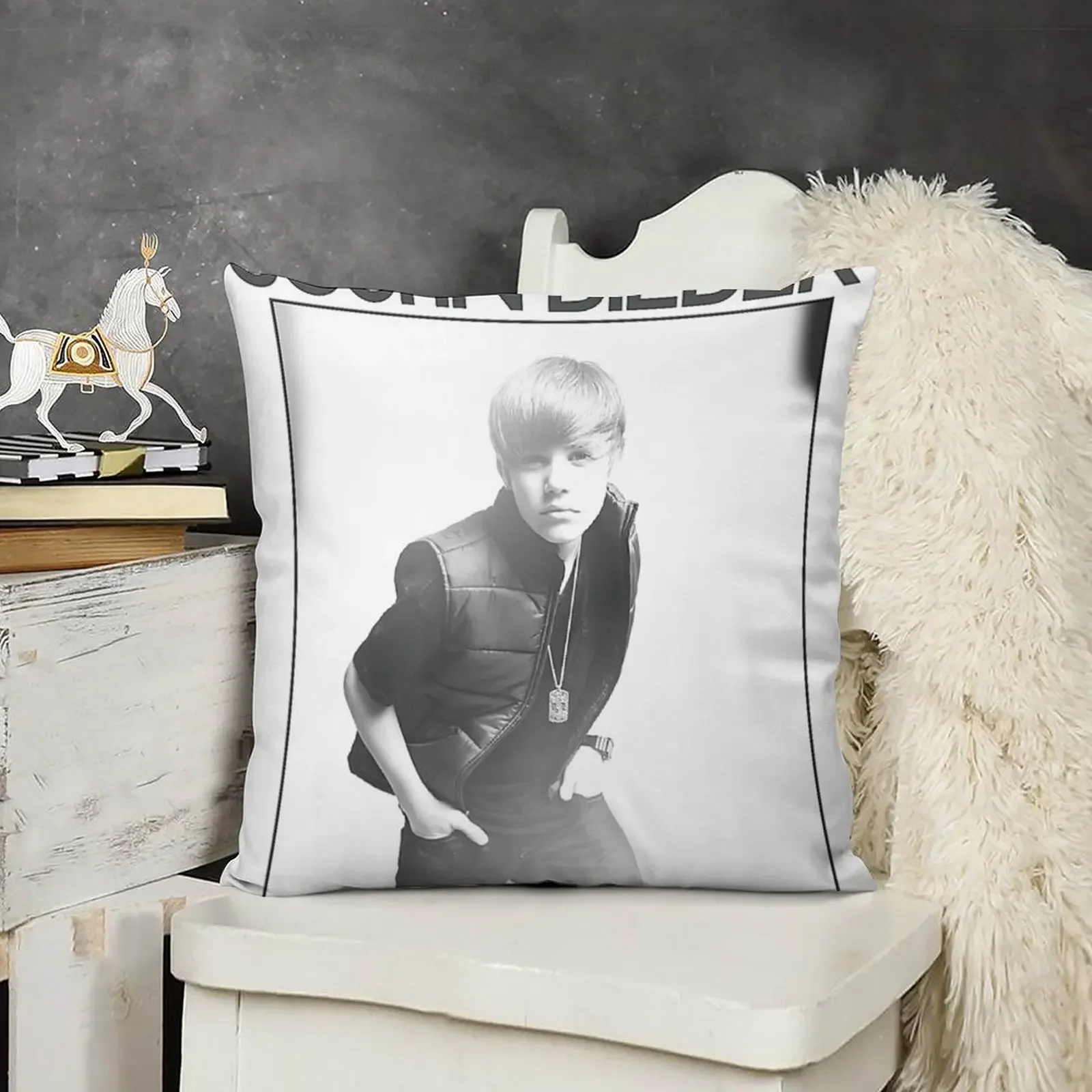 

Justin Bieber Official My World 2.0 Photo Throw Pillow Custom Cushion Cushion Child pillow