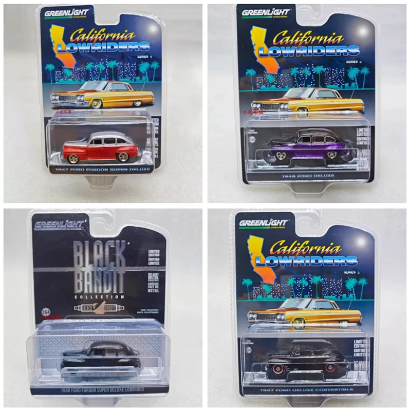 

GreenLight 1:64 Scale 1946/1947/1948 Ford Fordor Super Deluxe Sedan Alloy Car Model Collectible Decoration Display Boy Gift Toys