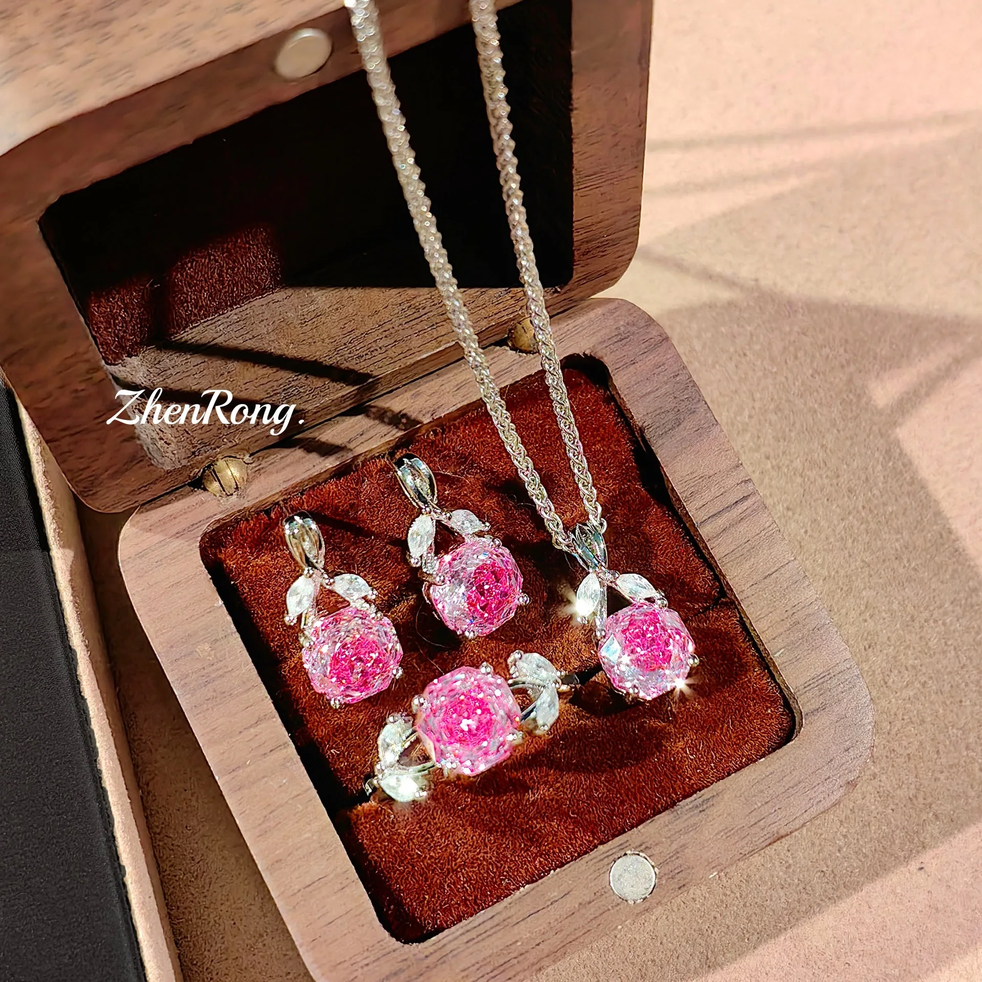 S925 Sterling Silver Ring Neck - Diamond Stud Earrings recension och pris