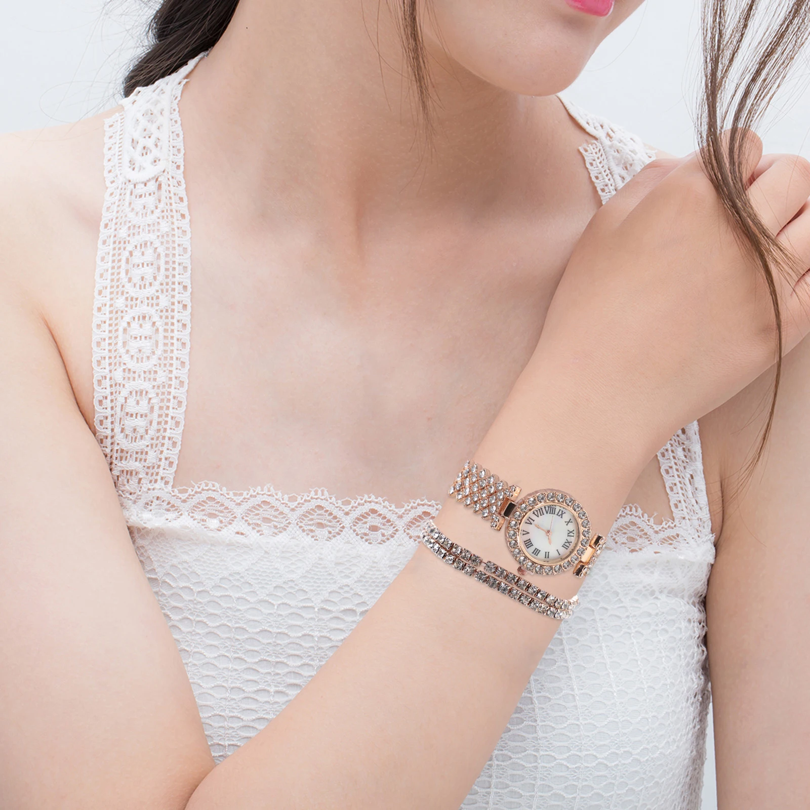 

2 шт., браслет со стразами, кварцевые часы из нержавеющей стали, модные ювелирные аксессуары для девочек серебряного цвета