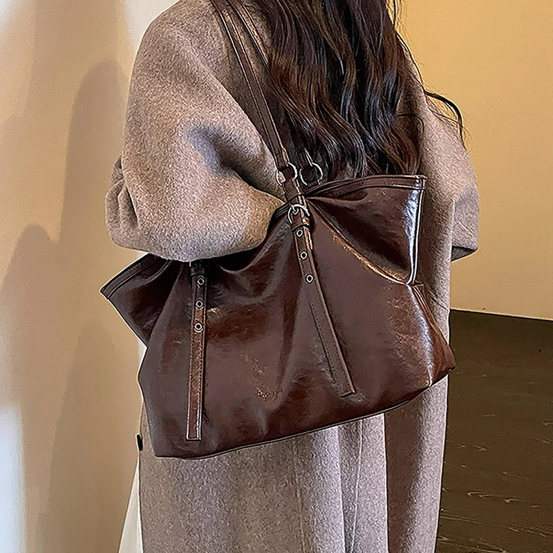 Temperament Red Bridal Handbag French Texture Soft PU Single Shoulder Underarm Bags Daily Commuter Women's Tote Bag