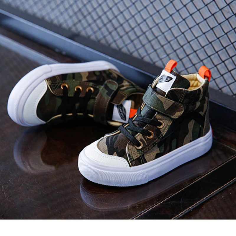 Bambini Camouflage Canvas High Top scarpe Casual traspiranti ragazzi ragazze moda fondo piatto antiscivolo scarpe da corsa sportive per bambini