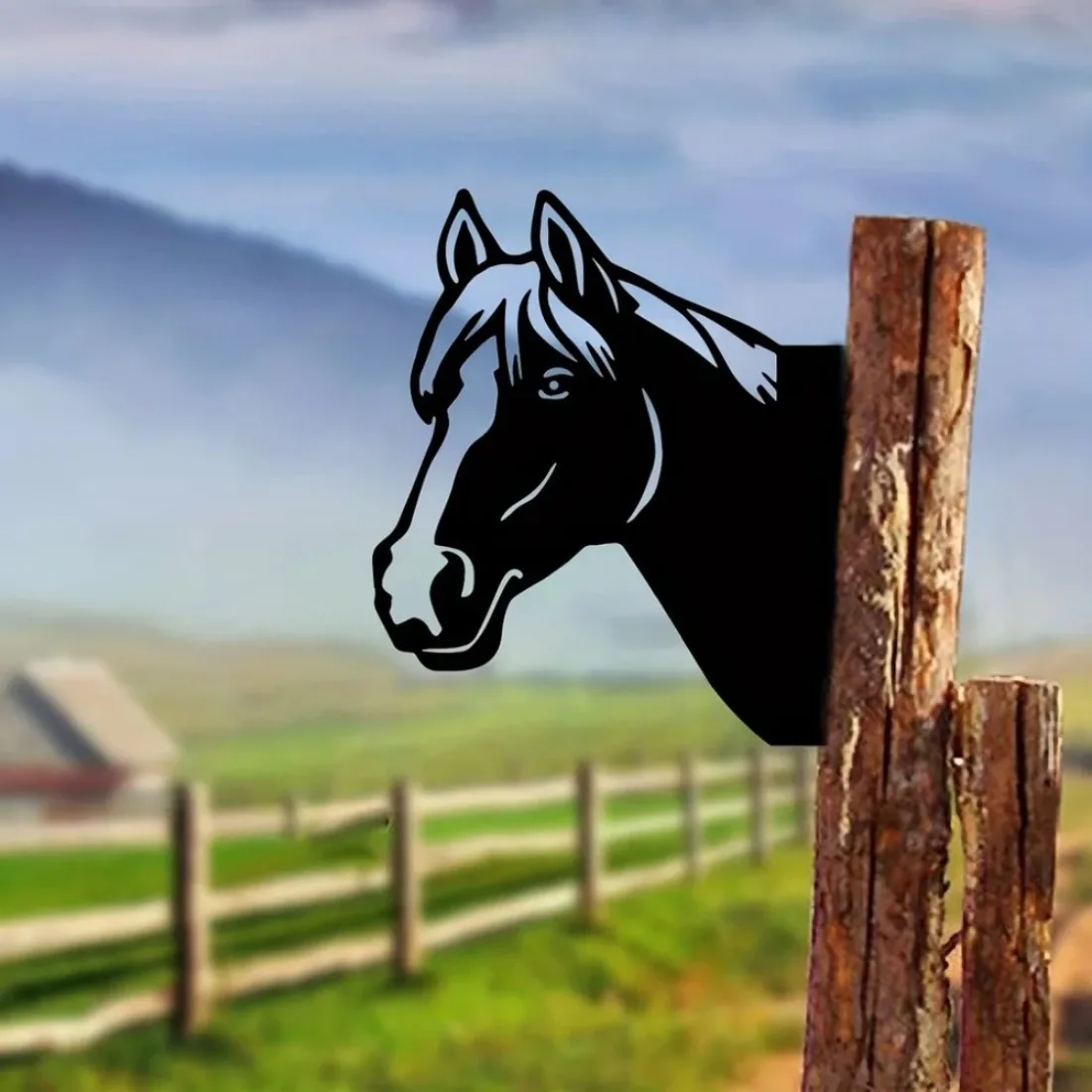 CIFbuy Iron Horse Head Wall Art Rustic Silhouette Sculpture Unique Yard Fence Decor Striking Indoor Outdoor Accent