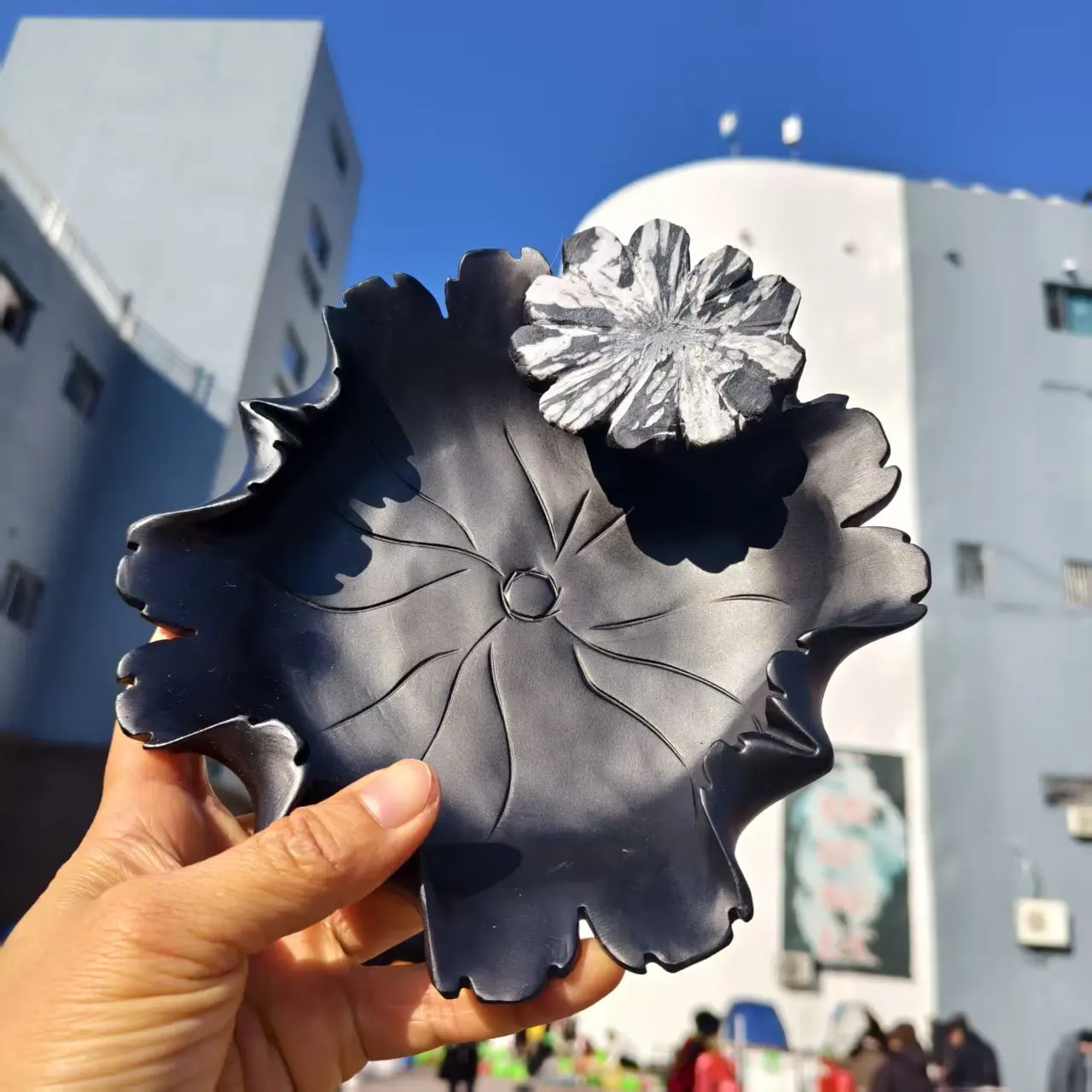 

Natural Chrysanthemum Stone,Bowl-Shaped,Ashtray Quartz Crystal Chrysanthemum Stone Carved Bowl,Mineral Spiritual Healing