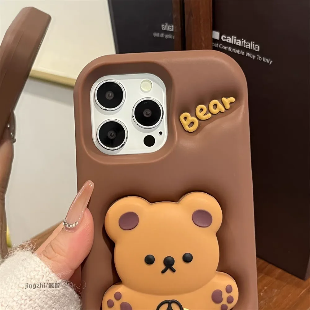 حافظة لهاتف سامسونج جالاكسي لهاتف جالاكسي S23Ultra S24Ultra Cute Cartoon Bear Stand غطاء خلفي ناعم من السيليكون المقاوم للصدمات عالي الجودة