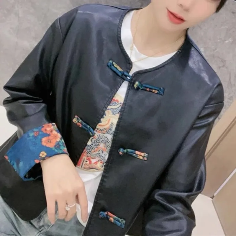 Jaet de cuero PU con botones Retro para mujer, prendas de vestir exteriores adelgazantes de otoño, estampado holgado, cuero de espera