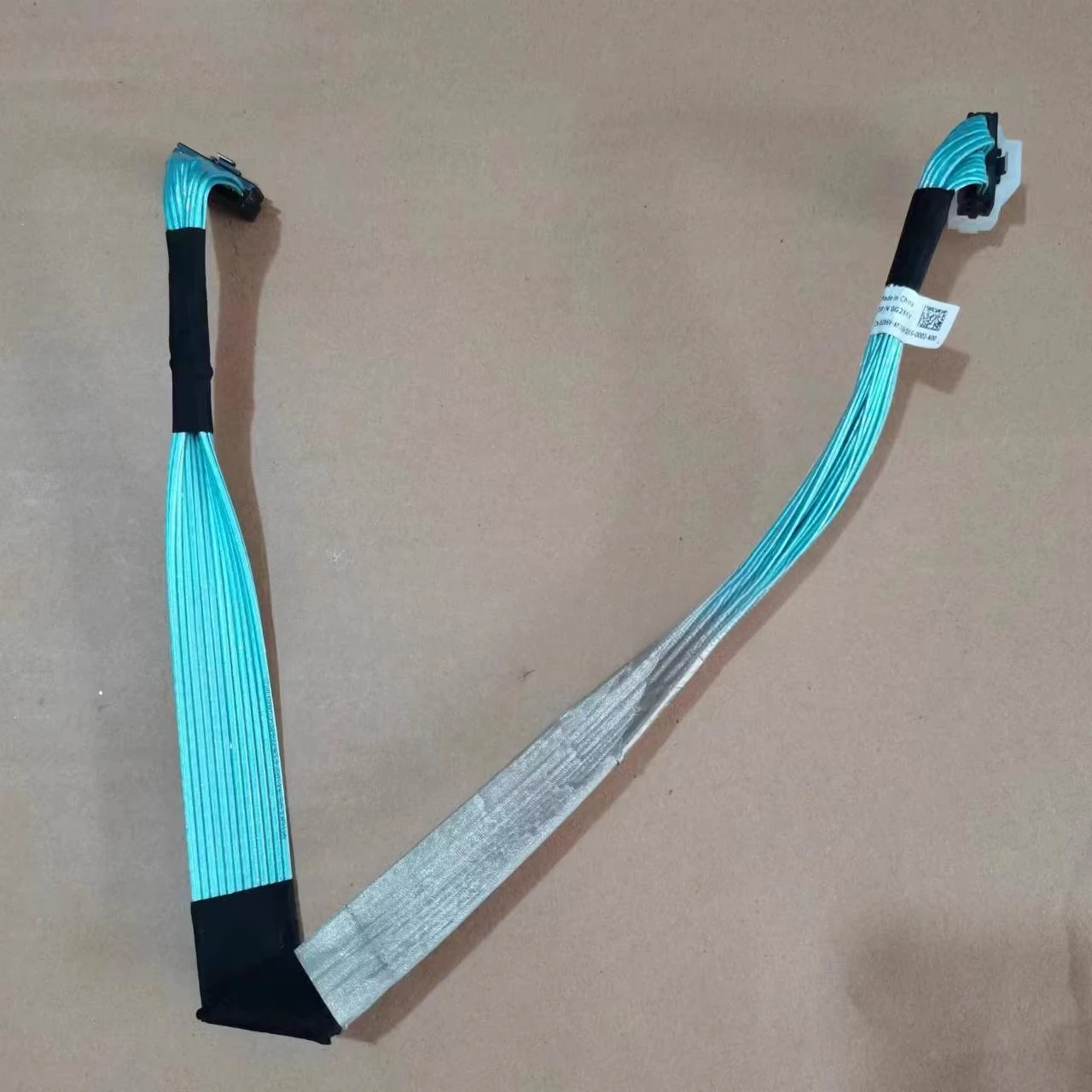 

New For Dell R6525 10 Disc NVME Line G286V YKD45 X1JH5 YW2N4 8K96N GC49J