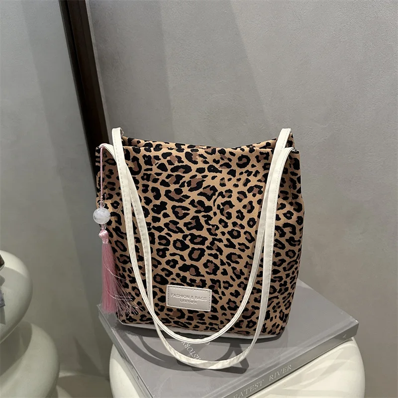 

Women's Bag Retro-style Leopard Print Bag New Canvas Vest Bag Commuter Hand-held Underarm Bag Fashion Funny For Kawaii Cute Girl