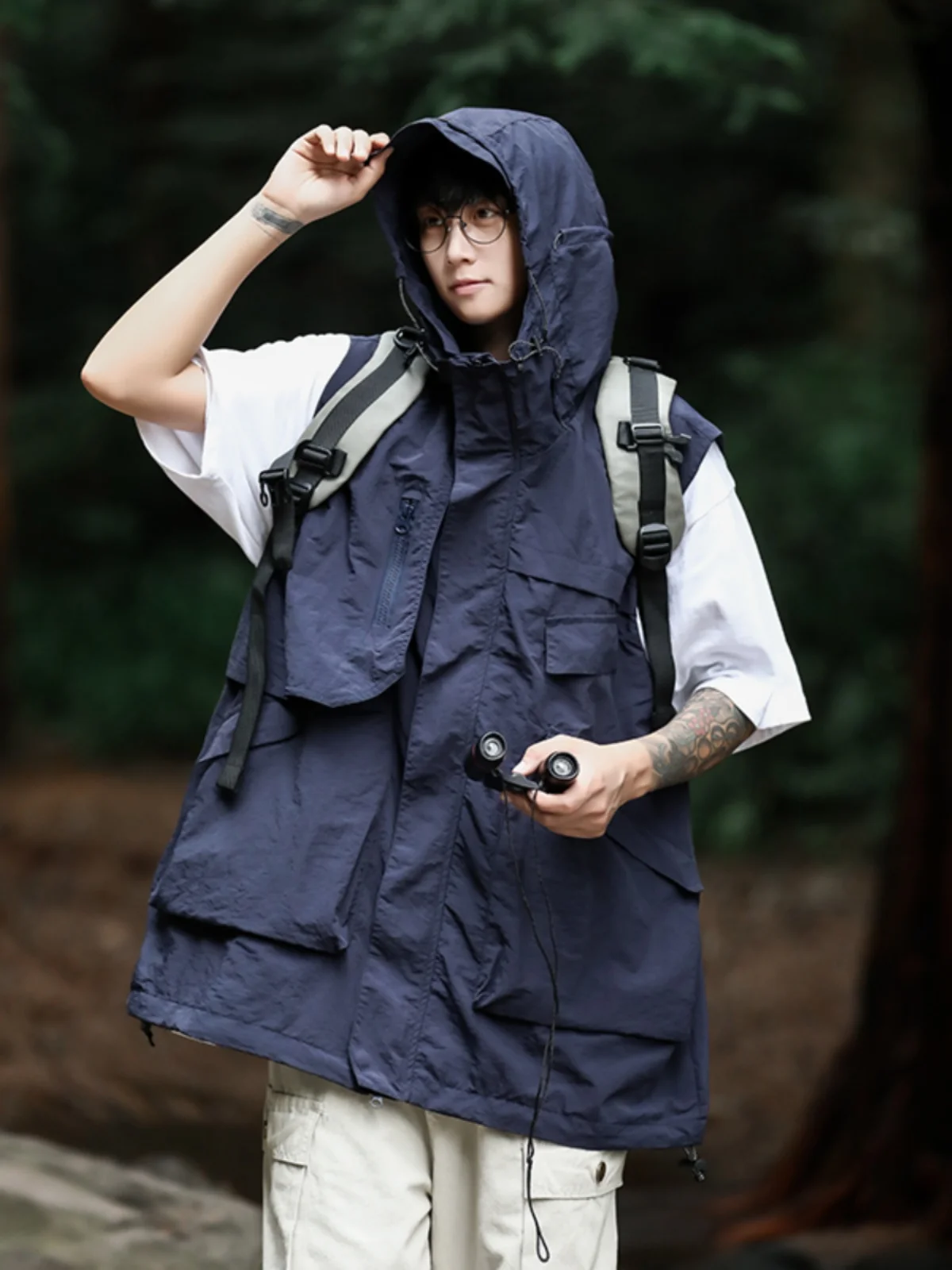 

Loose Fit Men's Workwear Vest Japanese Sle Outdoor Casual Summer Faion Brand Hooded Tank Top Youth ular Zipper Closure