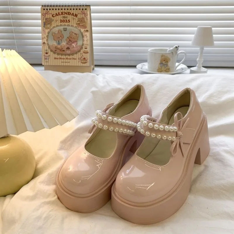 

Женские универсальные туфли Мэри Джейн на плоской подошве, весна 2022, кожаные туфли с круглым носком и жемчужным акцентом, увеличивающие рост