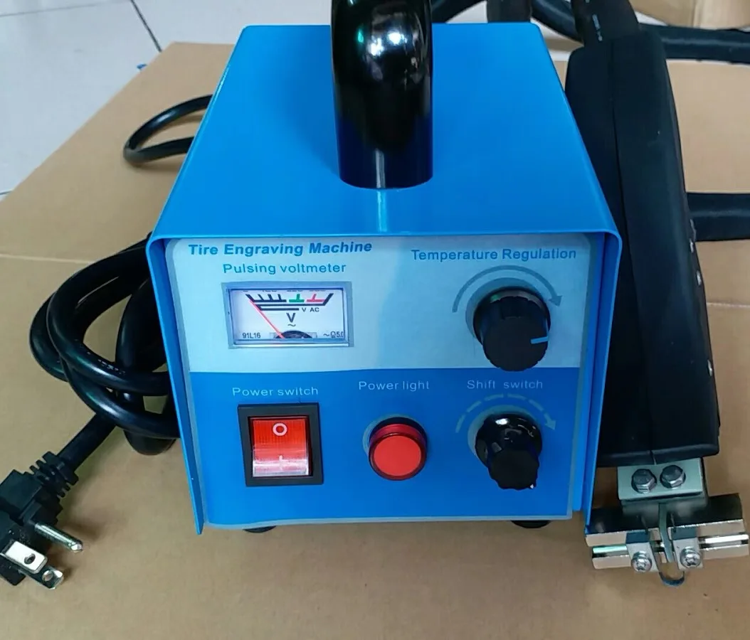 حار بيع آلة إعادة الحفر الإطارات آلة الأخدود الإطارات مع 20 قطعة شفرات شاحنة آلة نحت الإطارات