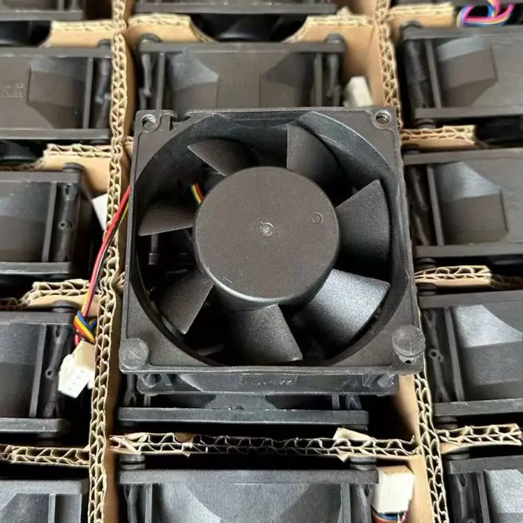 ADDA AD0812VB-F7BDS DC 12V 2.20A 80x80x38mm 4-Wire Server Cooling Fan