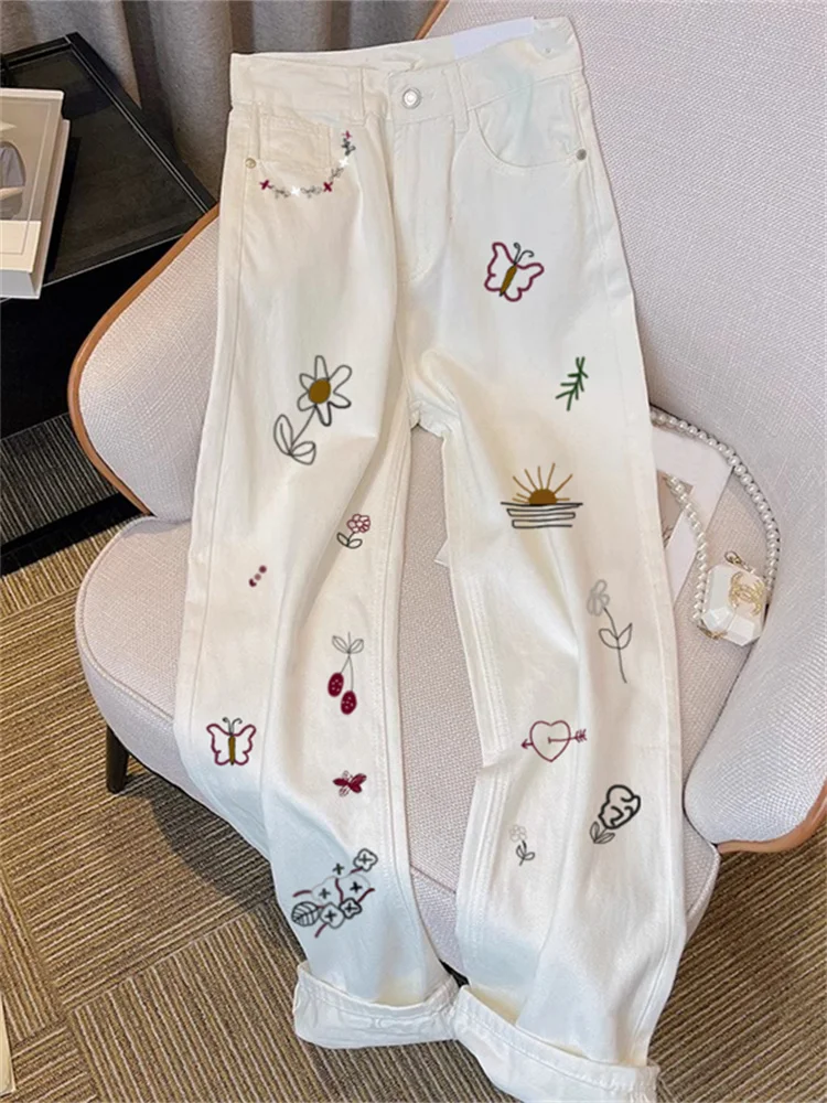 White Creative Fiti…