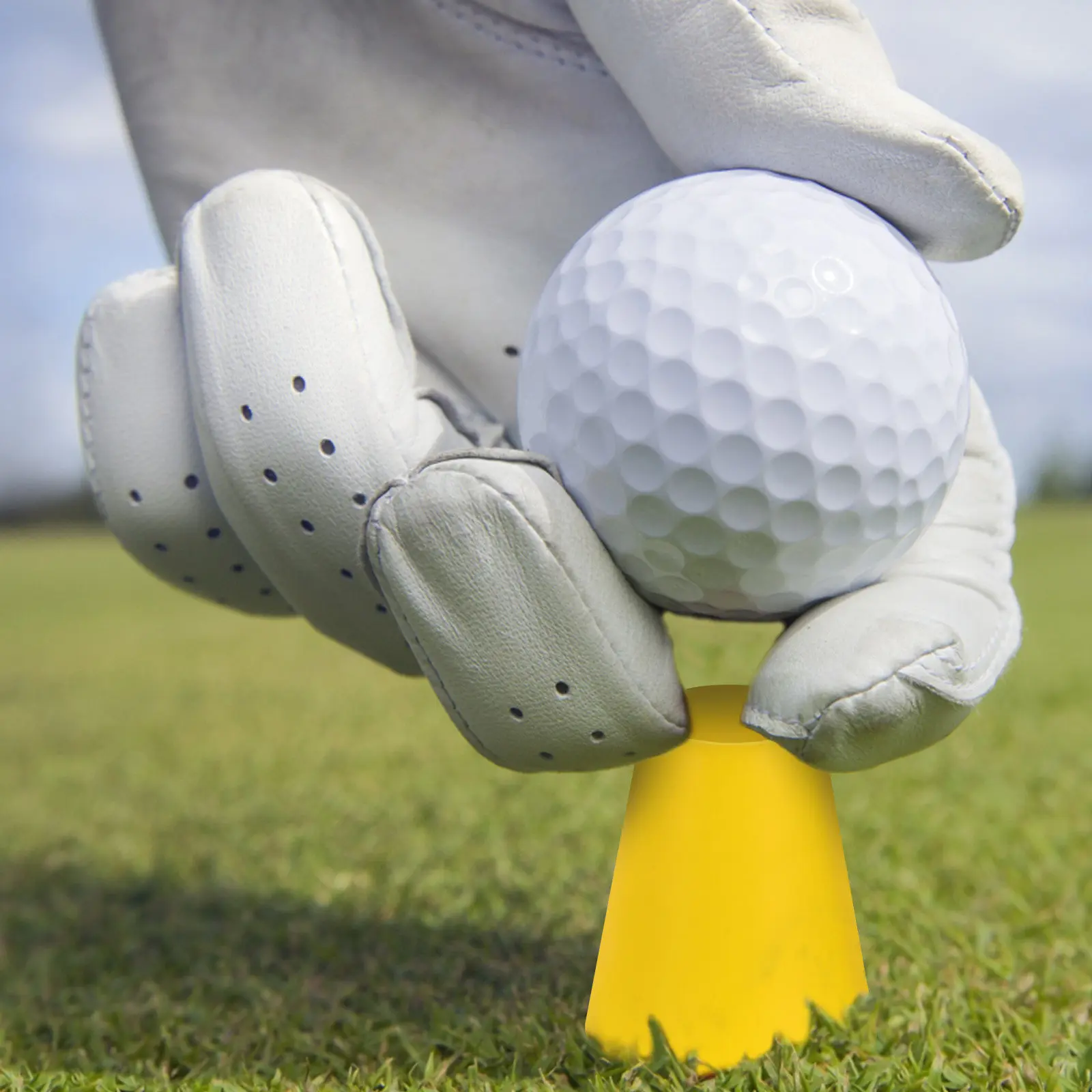 

24Pcs Golf Ball Holders Rubber Tees Golf Training Accessories Sets Castle Design Practicing Tools for Consistent Play