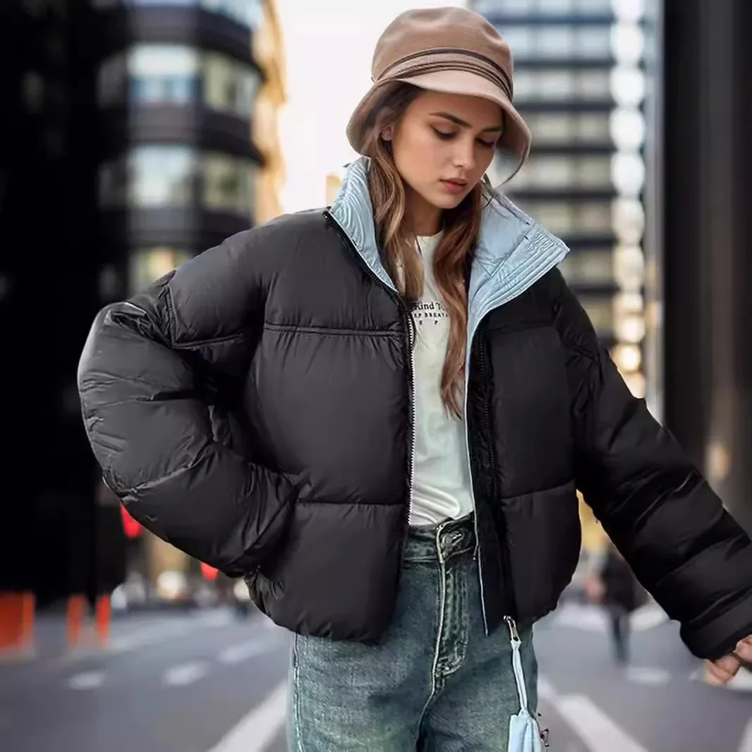 Chaqueta de algodón 2025 Chaqueta de algodón con cremallera corta para mujer de invierno Chaqueta de pan cálida con cuello alto en contraste para mujer Ropa de mujer 2025