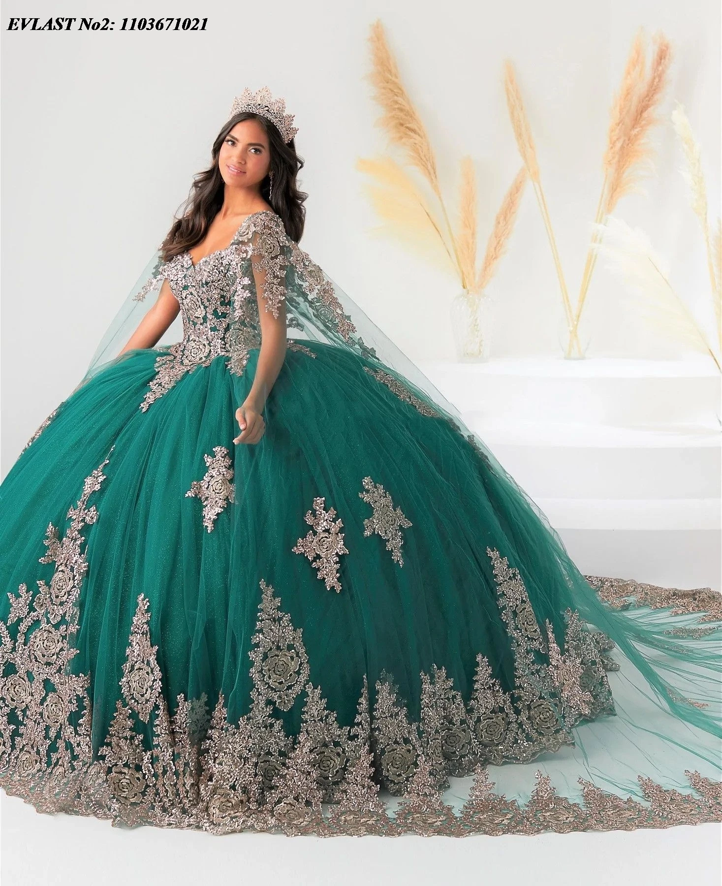 

EVLAST блестящее зеленое платье Quinceanera по индивидуальному заказу, бальное платье с золотой кружевной аппликацией и бисером, накидка Sweet 16, Vestidos 15 Anos E2QA194