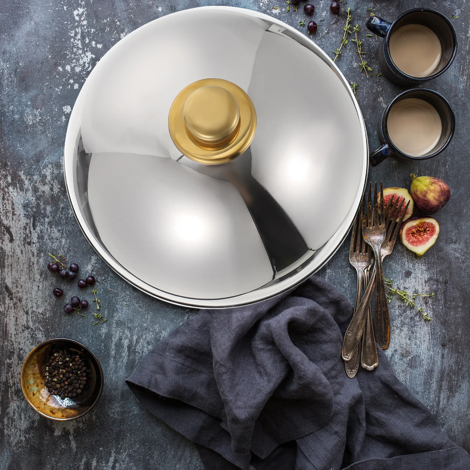 

1pc Stainless Steel Food with Handle Household Kitchen Dome for Cakes Desserts Protection Smooth Edges Home Hotel for Family