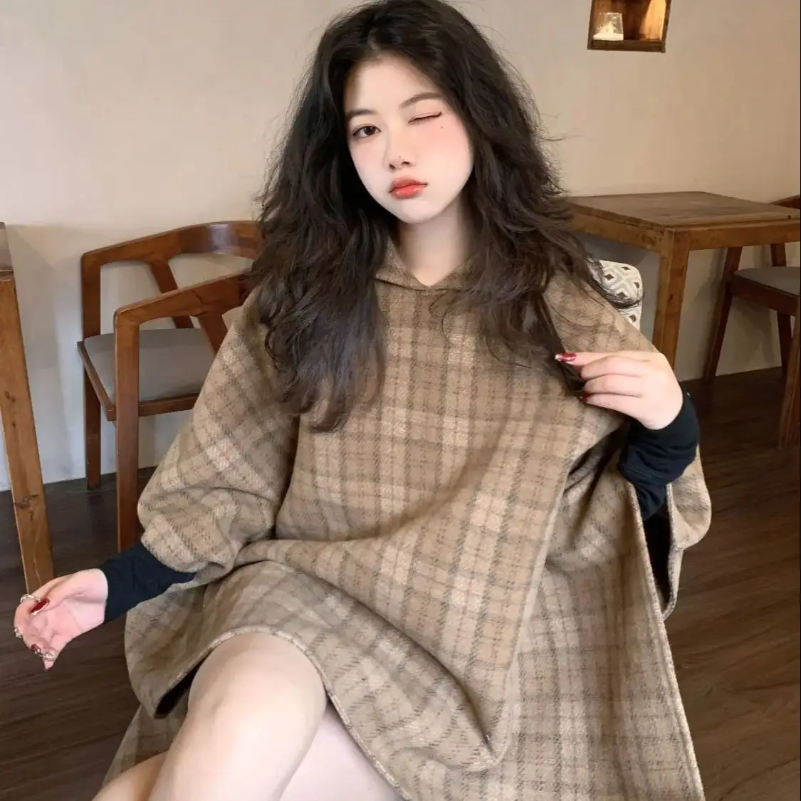 

Hooded Plaid Cape Woolen Coat Women Autumn Winter New Temperament High-End Thickened Loose Outer Long-Sleeved Top