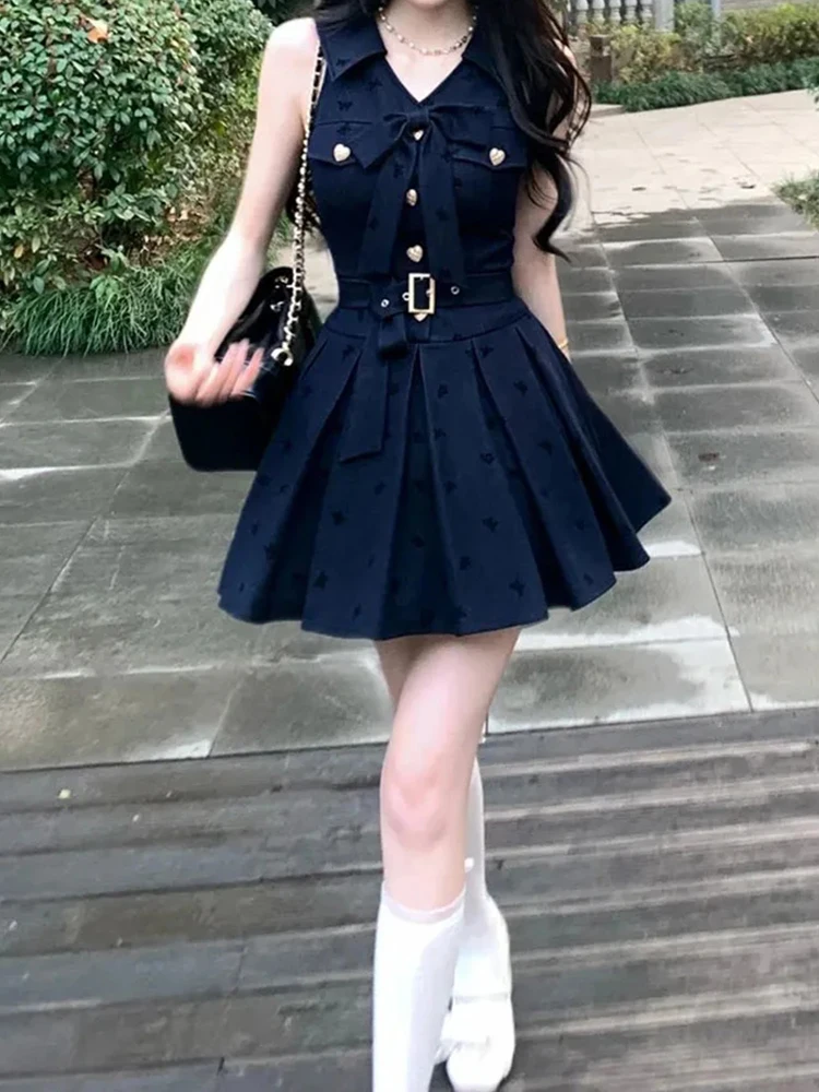 Briti Sle Denim Dr mujer verano 2025 nueva sensación de gama alta V-ne nudo plisado falda ort silueta acampanada