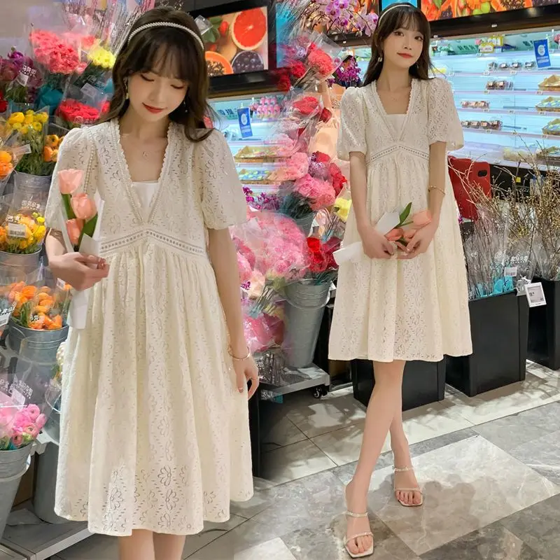 Pregnant Women's Dress Summer 2023 New Arrival White Lace Summer Fashion Short Sleeve Loose Medium Length Maternity Dress LE943