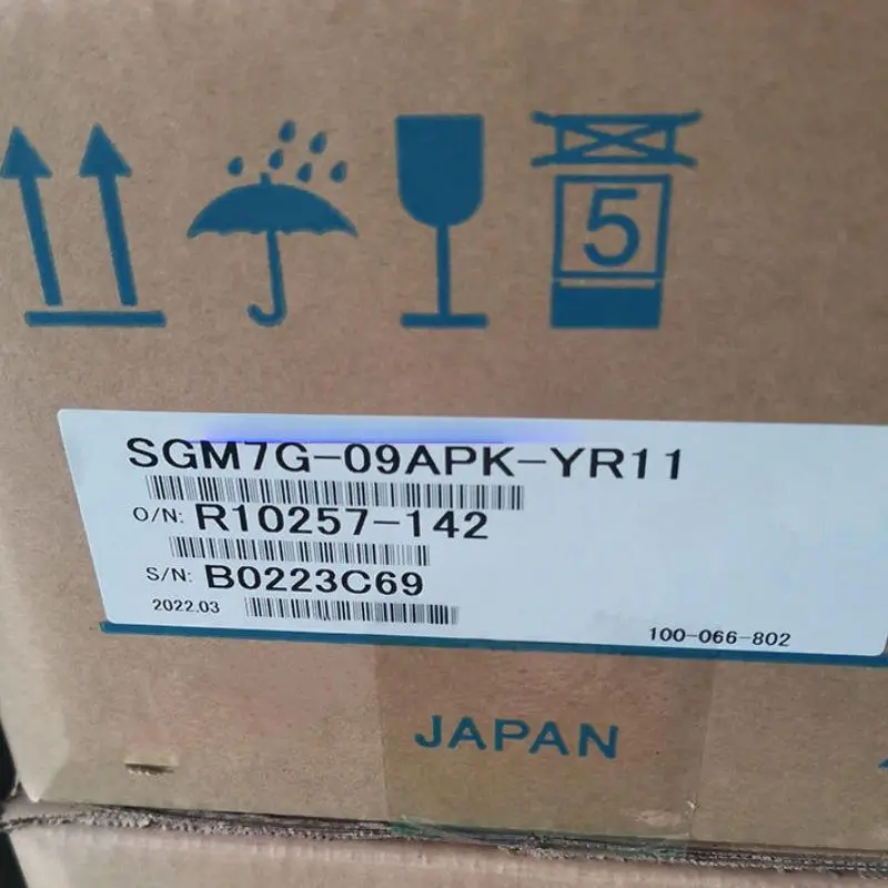 

New In Box Yaskawa SGM7G-09APK-YR11 Servo Motor In Stock