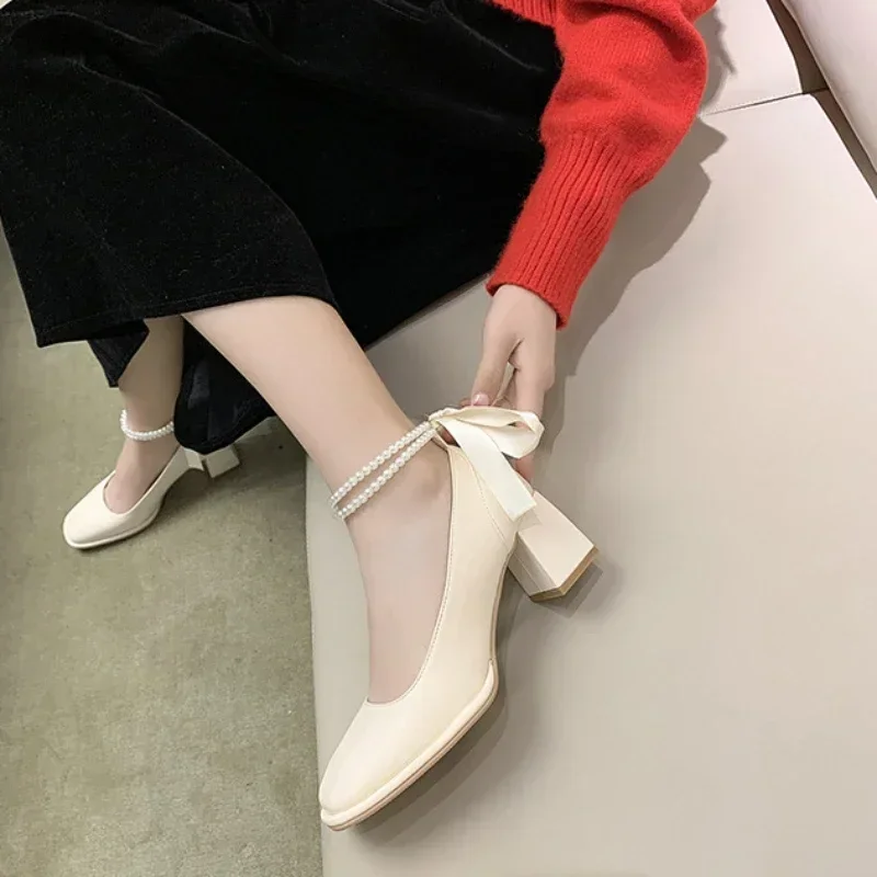 Talons hauts à nœud pour femmes, chaussures à essence Mary, chaussures Parker carrées, bouche peu profonde, chaussures de soirée à la mode, nouveau, 2025