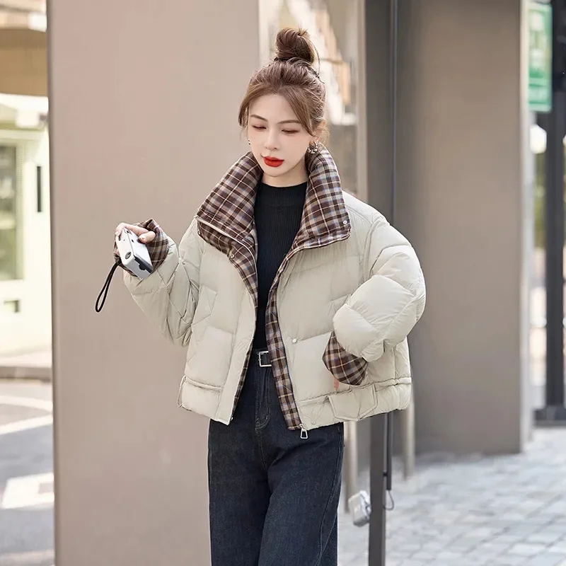 Giacca corta imbottita in cotone Inverno 2025 Nuovo piumino coreano Donna Parka Moda Outwear Donna Temperamento Cappotto Top Donna