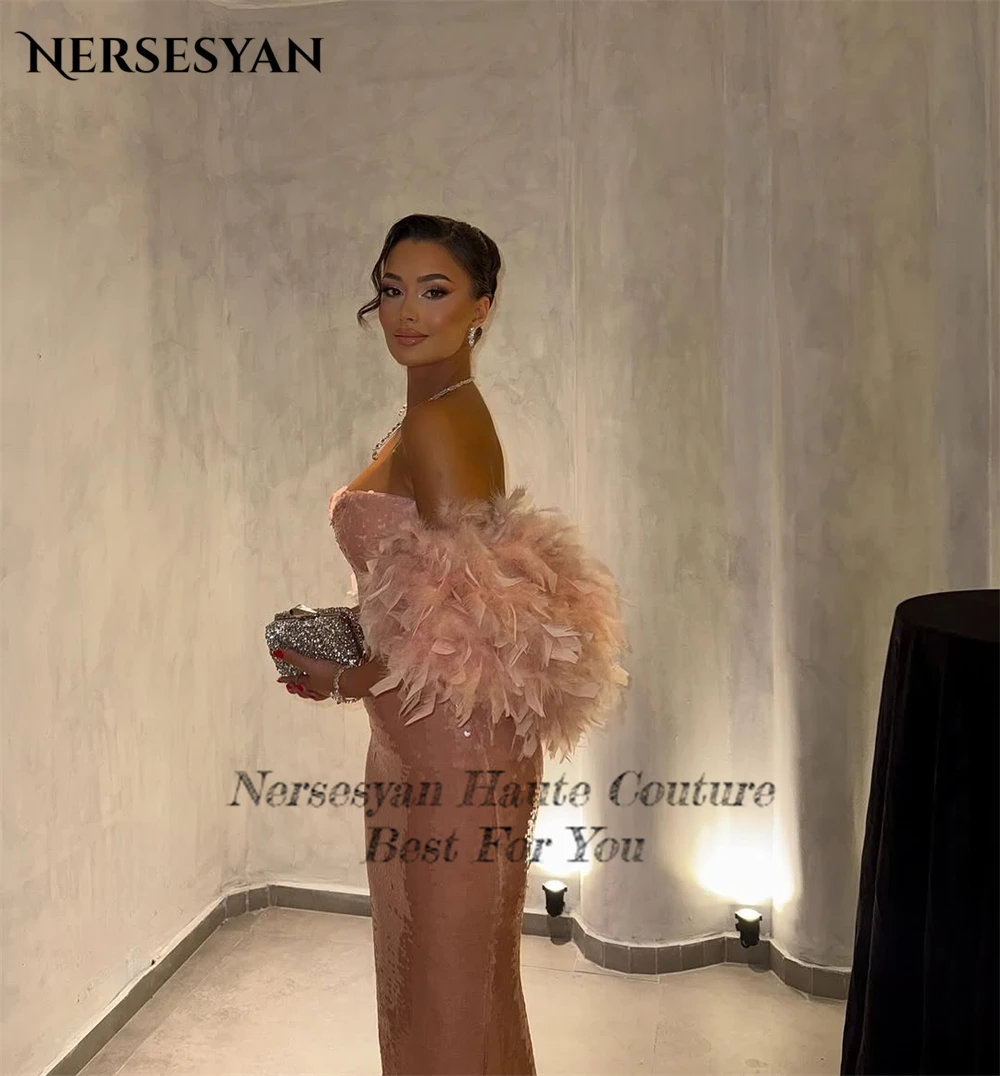 Nersesyan فساتين سهرة بحورية البحر باللون الوردي اللامع بدون أكتاف ترتر فستان رسمي ريشة ماكسي رداء حفلات 2025 مخصص