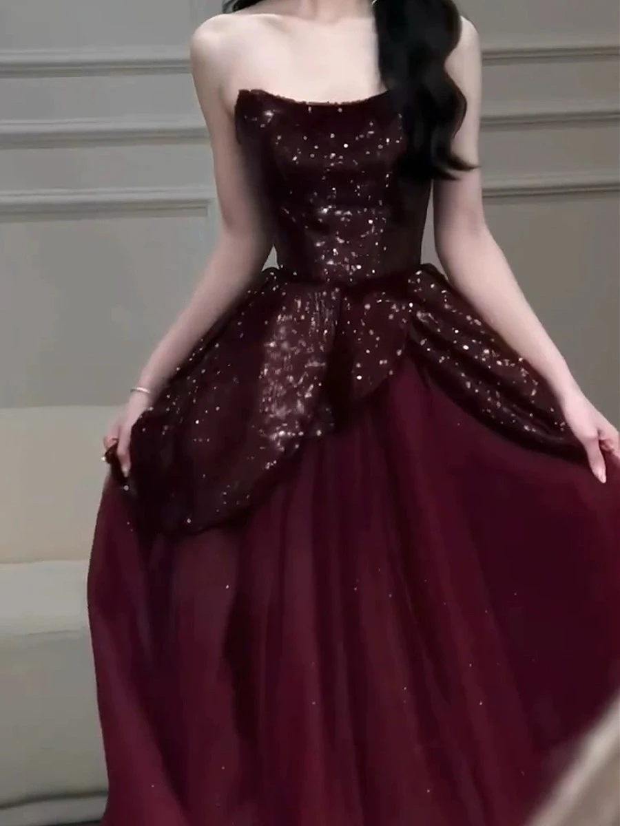 Burgundy Vintage Cocktail Dresses Woman A-line Strapless Floor Length Tiered Long Saudi Arabic Wedding Host Evening Gowns