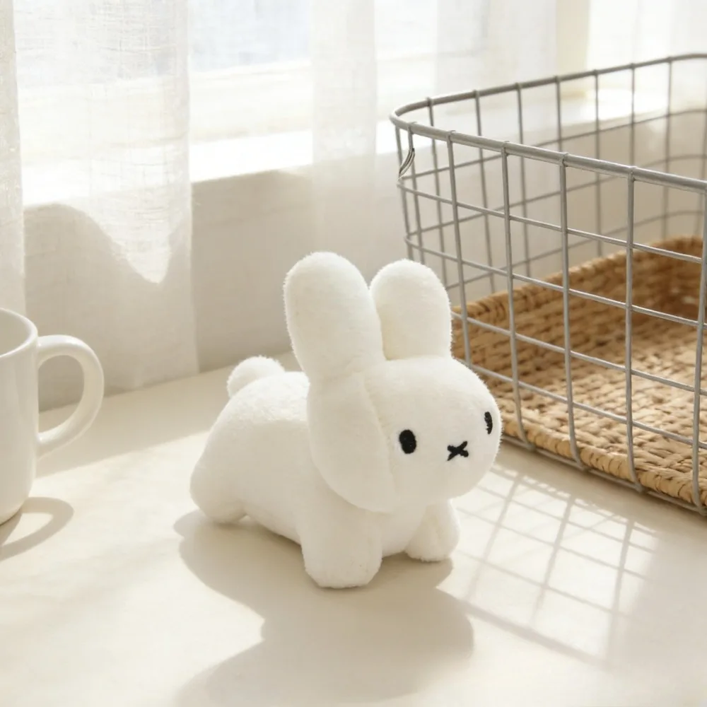 Muñeca Decorativa Kawaii Miffy, Conejita Blanca, Regalo, Adorno para Mochila, Juguete para Niña