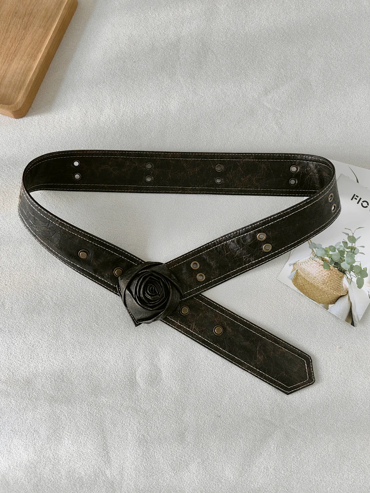 ローズフラワー斜めベルト女性のアメリカンパンクスタイルレトロ多用途装飾パンツスカート小さなY2Kウエストシール