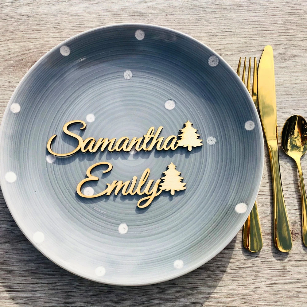 

Personalized Name Tags Place Cards with Snowflower Dog Paw Custom Metal Nameplate Party Decoration Merry Christmas Gift Wedding