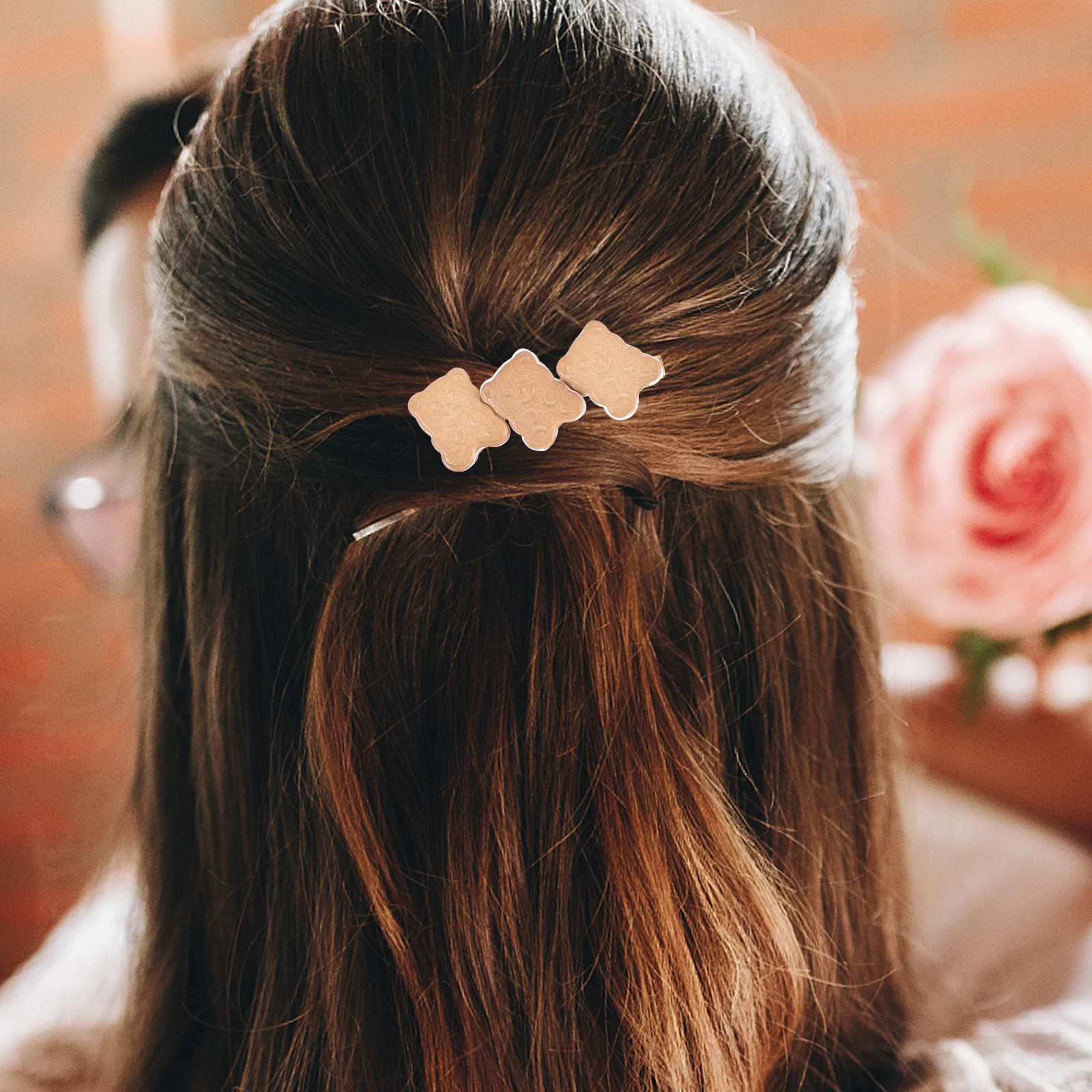 

4Pcs Biscuit Hair Clips Lovely Christmas Design Hairpin for Girls Students Ladies Party Cosplay Hairstyle Accessories