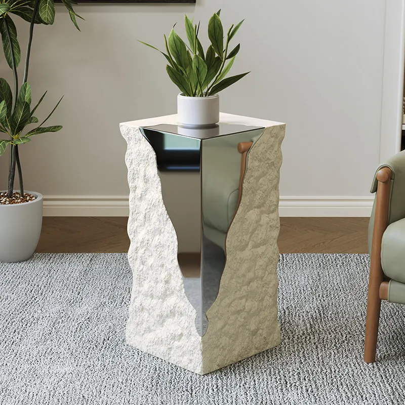 Home Creative Modern Stainless Steel Edge Table Luxury Simple Living Room Ornament Small End Coffee Table Pliante Home Furniture
