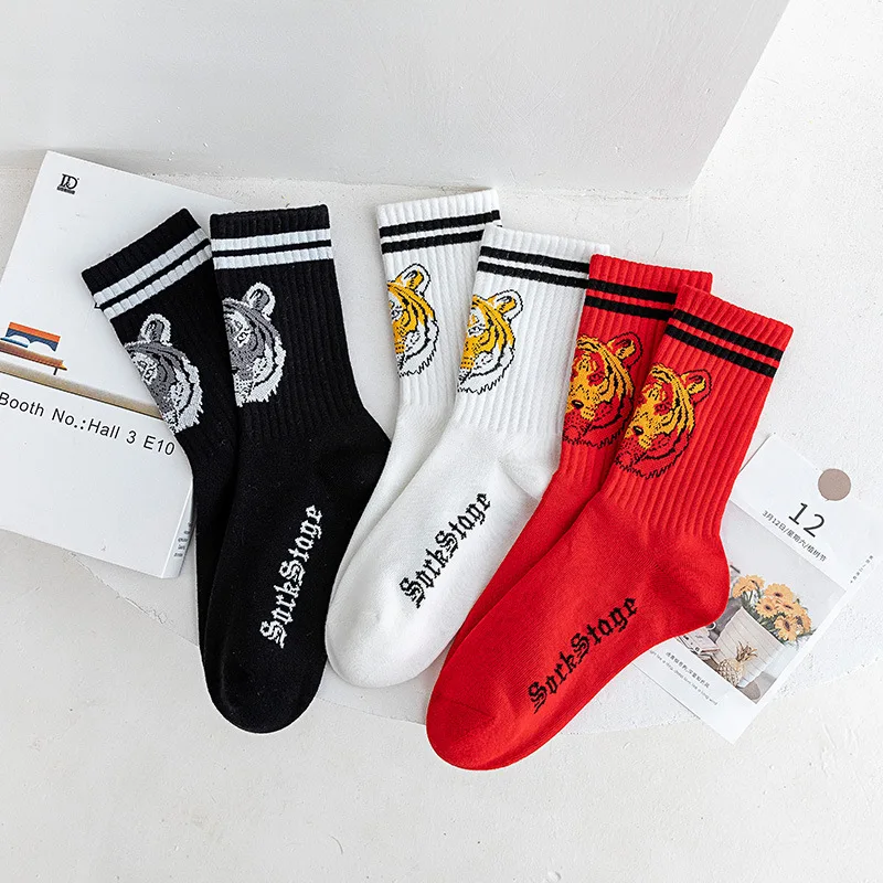 3Pair/Box Fashion Socks Men New Spring Tiger Printing Red Amulet Stripe Sports Basketball Crew Socks Men\'s and Women\'s Socks