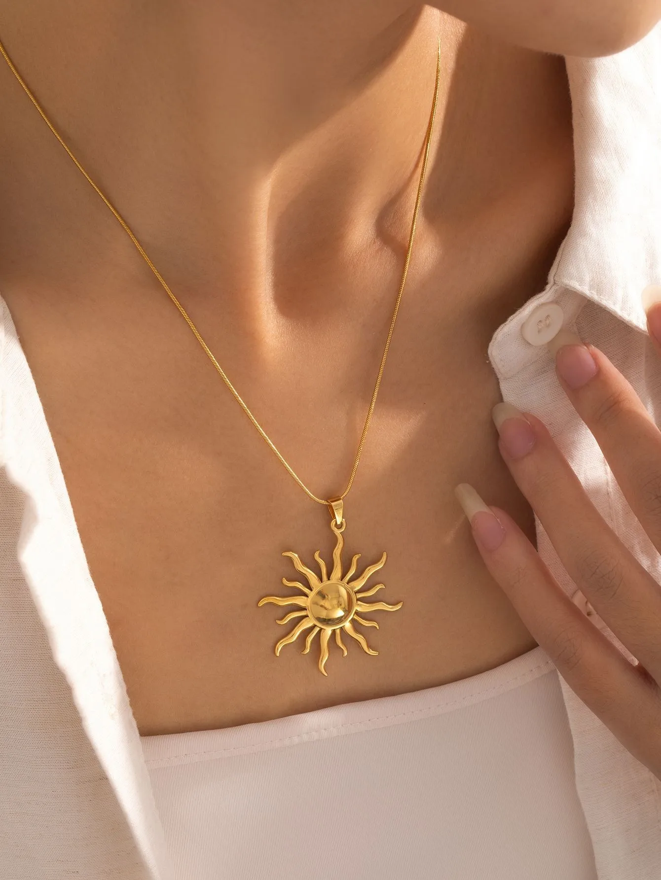 Collier européen et américain en os de serpent tournesol pour femmes, nouvelle chaîne de cou de flamme Unique, bijoux cadeau