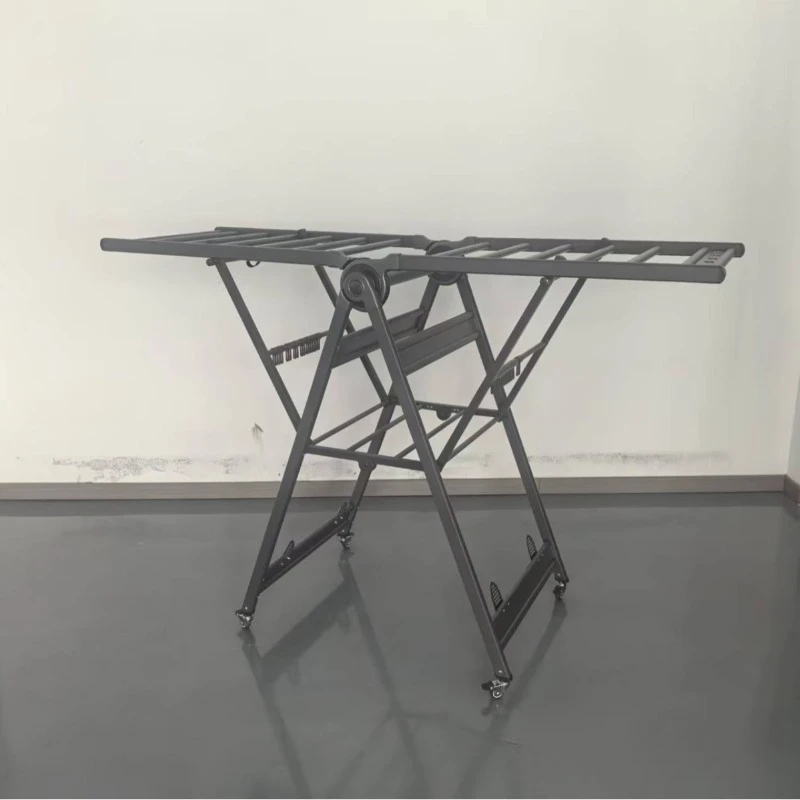 outer stacked clothes pole hangs the clothes, the retractable clothes hange