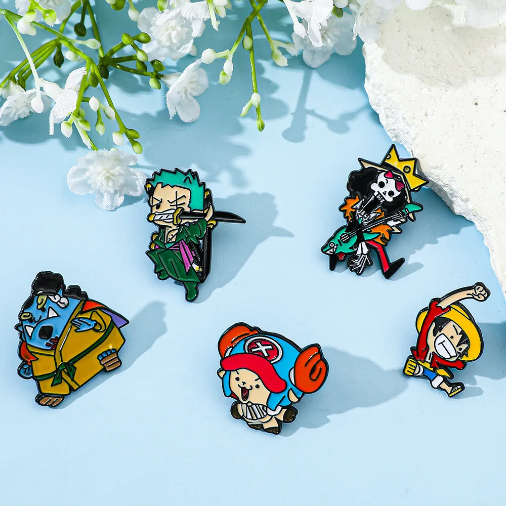Cartoon Anime Cool Zoro Metal Brooch Decoration, Boxing Luffy Alloy Pin Accessory