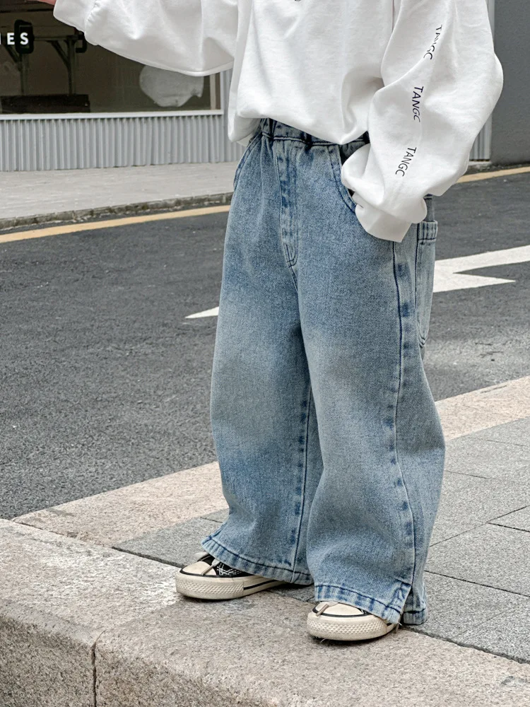 Pantaloni per bambini ragazzi abbigliamento per bambini coreano 2024 primavera nuovi pantaloni cilindro dritto Jeans causali elastico in vita