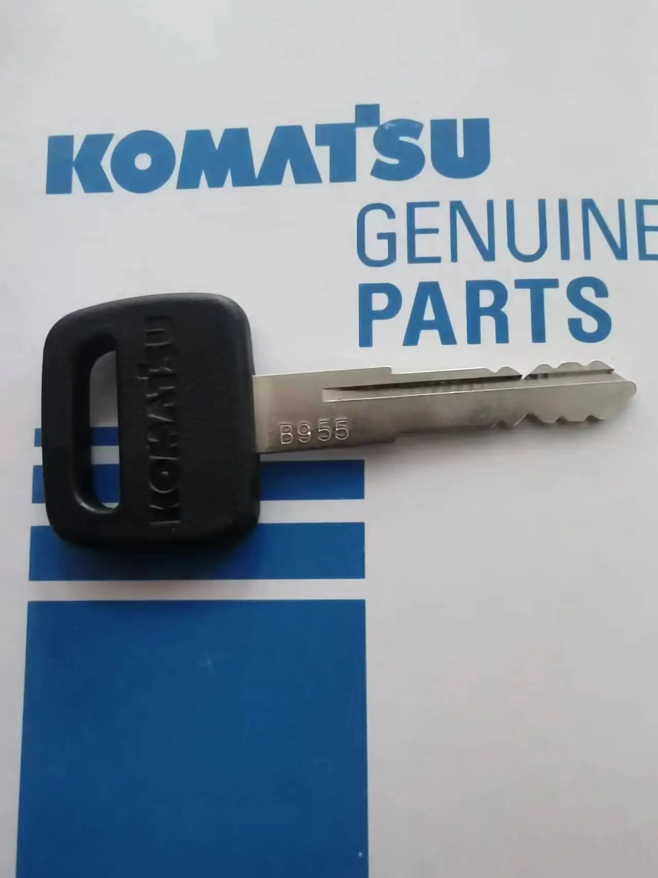 

Для Komatsu ключ экскаватора оригинальный ключ запуска зажигания PC56/60/200/240/360-7-8 универсальный