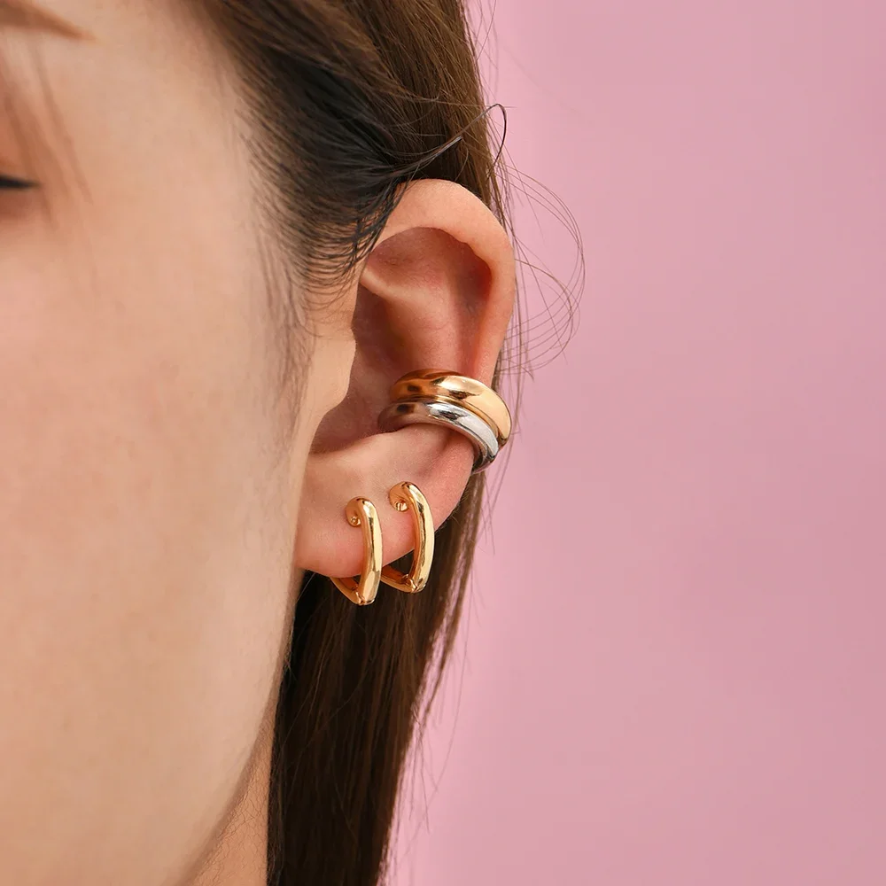 

2021 New Trendy Geometric Love Heart Small Hoop Earrings for Women Fashion Gold Color Metal Chunky Earrings Jewelry Gifts