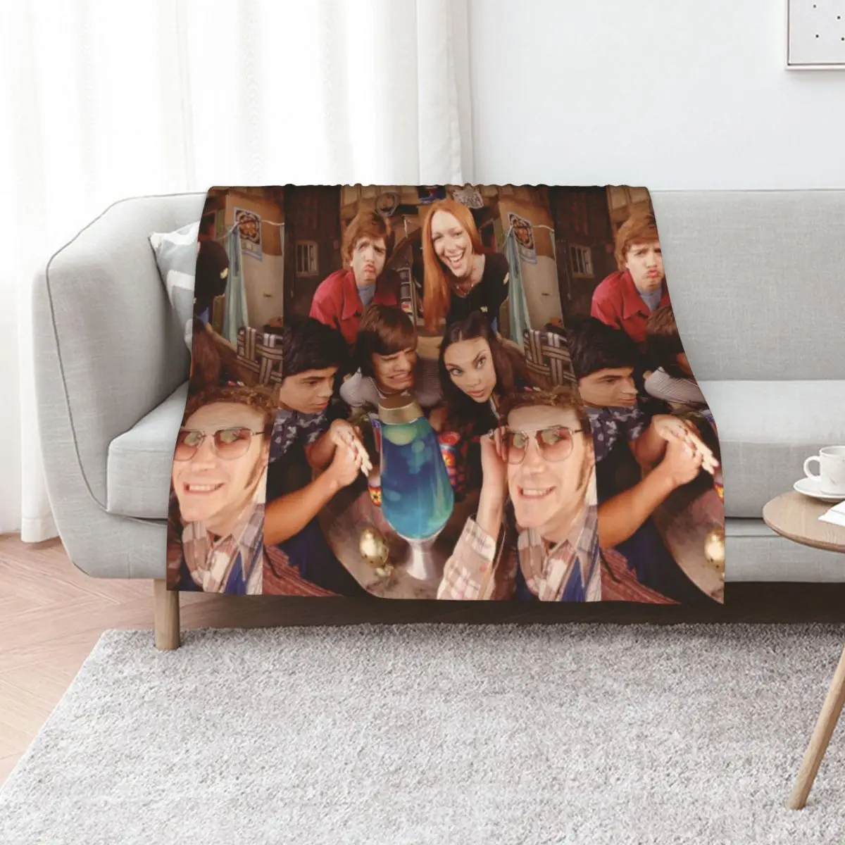 

That 70s Show Fish Eye Photo Throw Blanket Decoratives warm winter Thin Decorative Throw Blankets