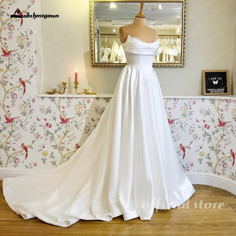 Lakshmigown Elfenbeinfarbenes Hochzeitskleid, Neues Trägerloses Satin-Brautkleid in A-Linie, Elegantes, Klassisches, Plissiertes Brautkleid, Maßanfertigung – Detail 5