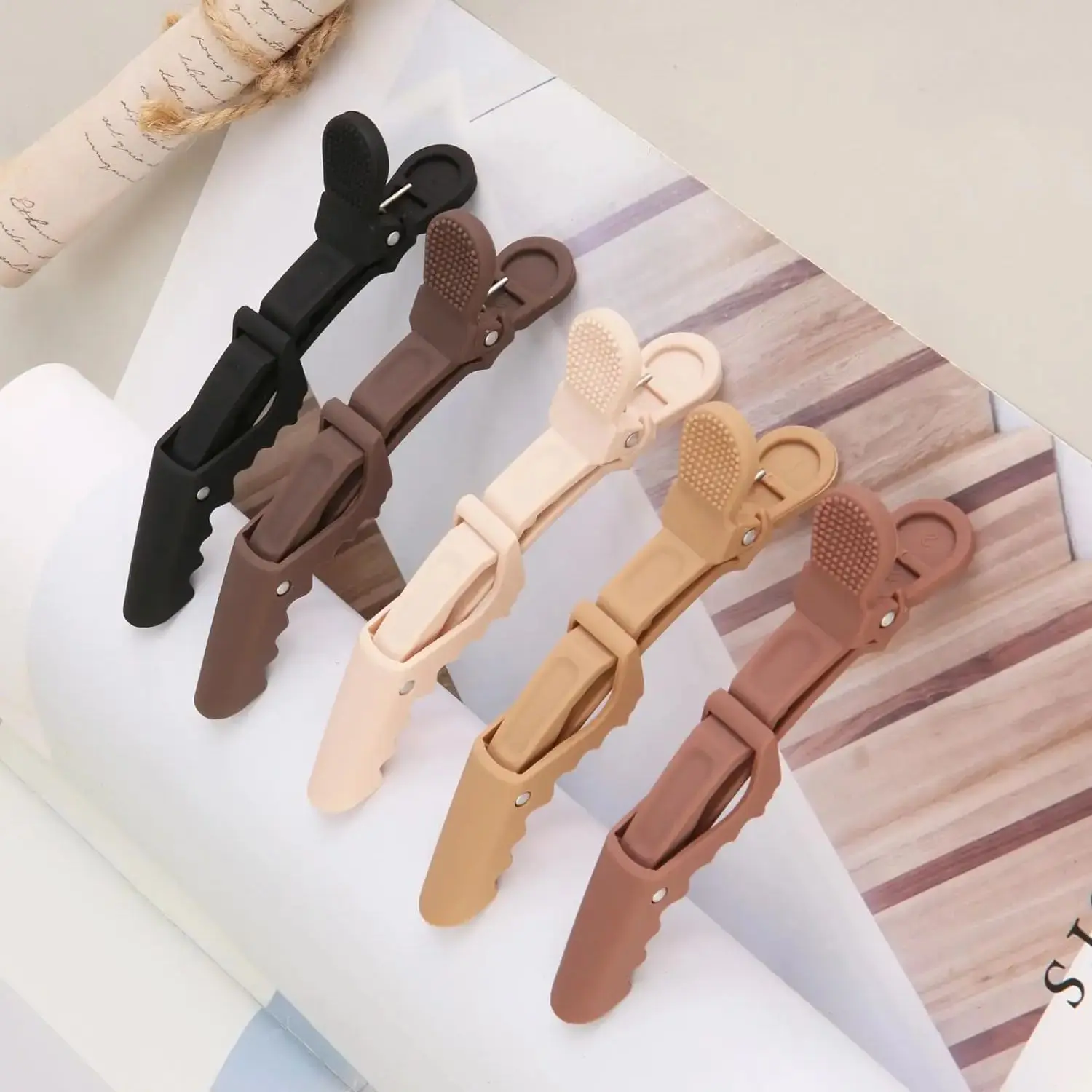 

ARLANY 6Pcs Alligator Clips for Hair Styling Makeup Large Matte Duck Billed Hair Clip Crocodile Clips for Women Hair Sectioning