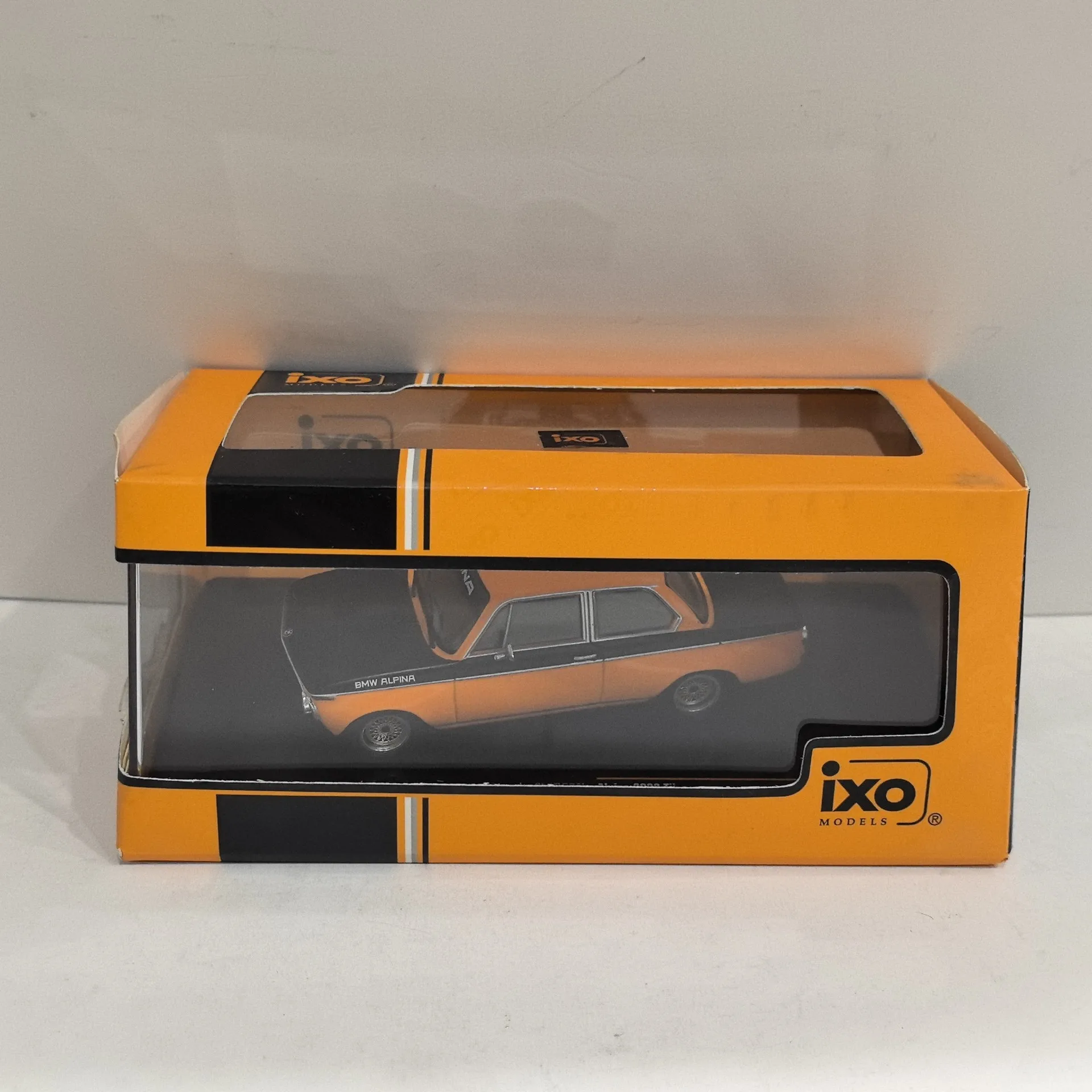 

Литой под давлением IXO масштаб 1:43, BMW Alpina 2002 Tii 1972, модель автомобиля из сплава BMW, Коллекционная игрушка, подарок, сувенир, украшение для дисплея
