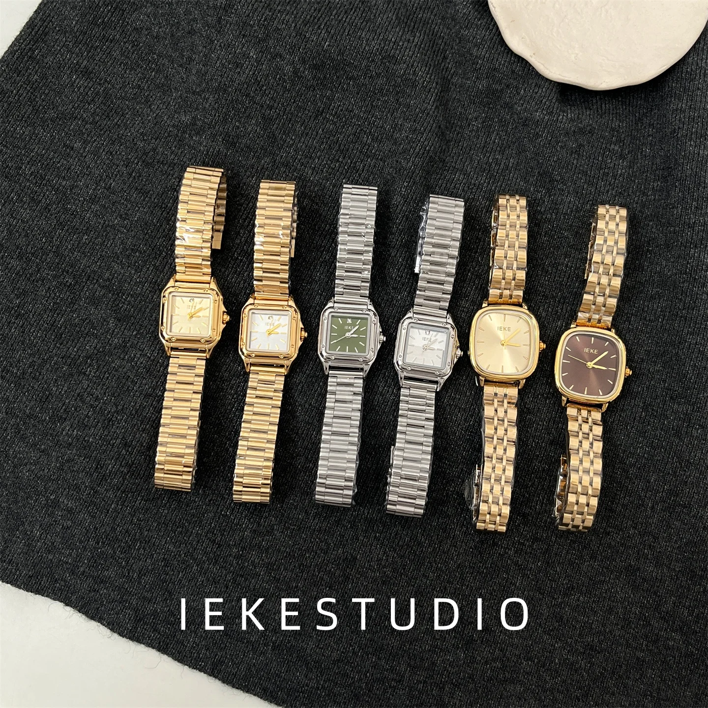 Retro-Style Elegant Square And Round Watch For Women, Simple And Exquisite Gold Casual Watch, Trendy Women'S Watch.
